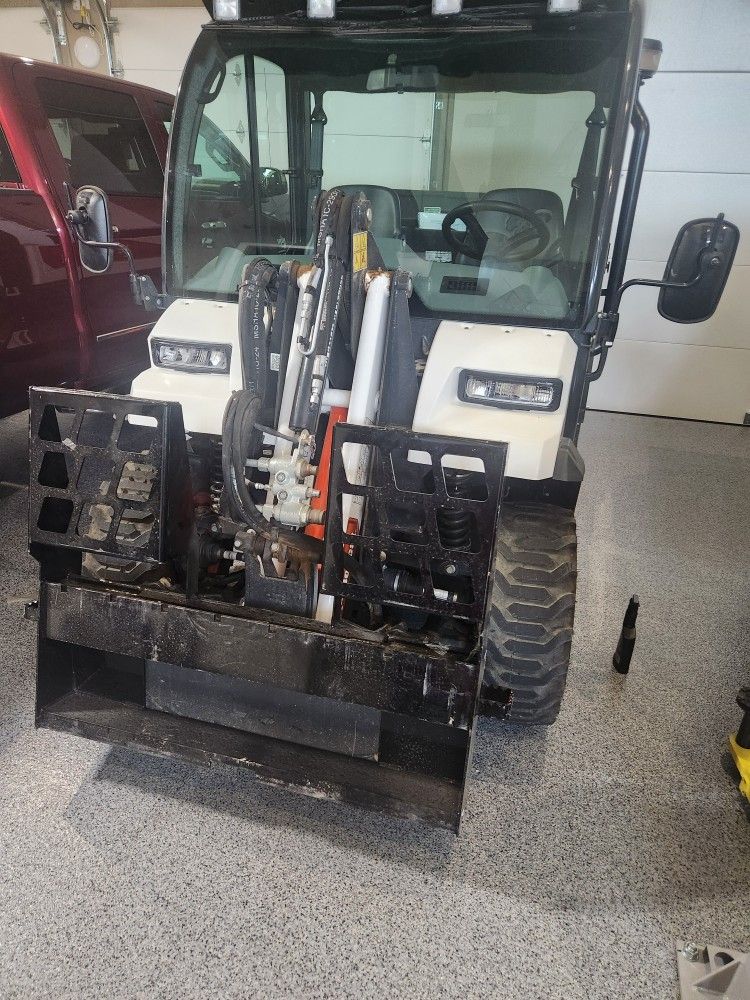 2022 Bobcat Toolcat UW56