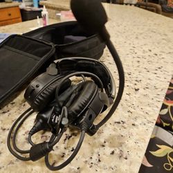 Bose A20 Aviation Headset with Bluetooth Dual Plug Cable
