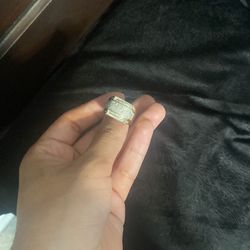10k gold diamond ring