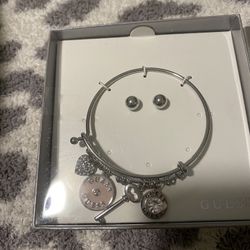 Guess Charm Bracelet 