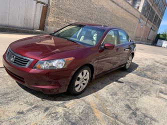 2008 honda Accord con 121 mil millas