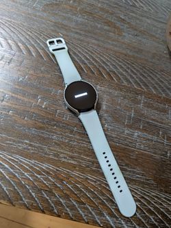 Samsung Galaxy Watch 6 44mm Bluetooth - Excellent Condition!
