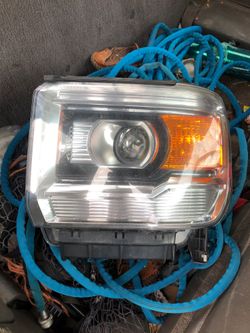 2014 Sierra head light