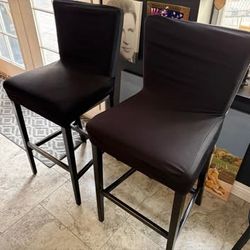 BAR HEIGHT BAR STOOLS