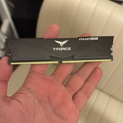 T-Force 16GB RAM  DDR5