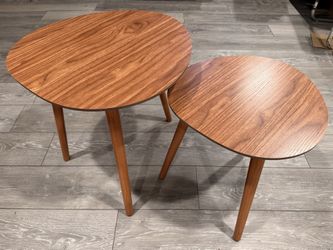 Set of 2 Mid-Century Modern Nesting Tables – Wood Finish