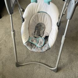 Graco Slim Spaces Compact Baby Swing, Space-Saving Design, Gray, Tilden, Infant