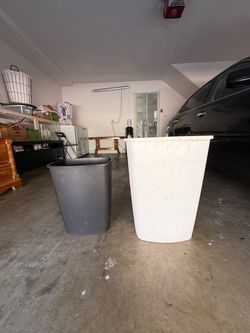 2 Pack Sturdy Plastic Trash Cans - Sterilite & Hefty - $6