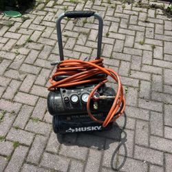 Husky 4gal 1.5hp compressor
