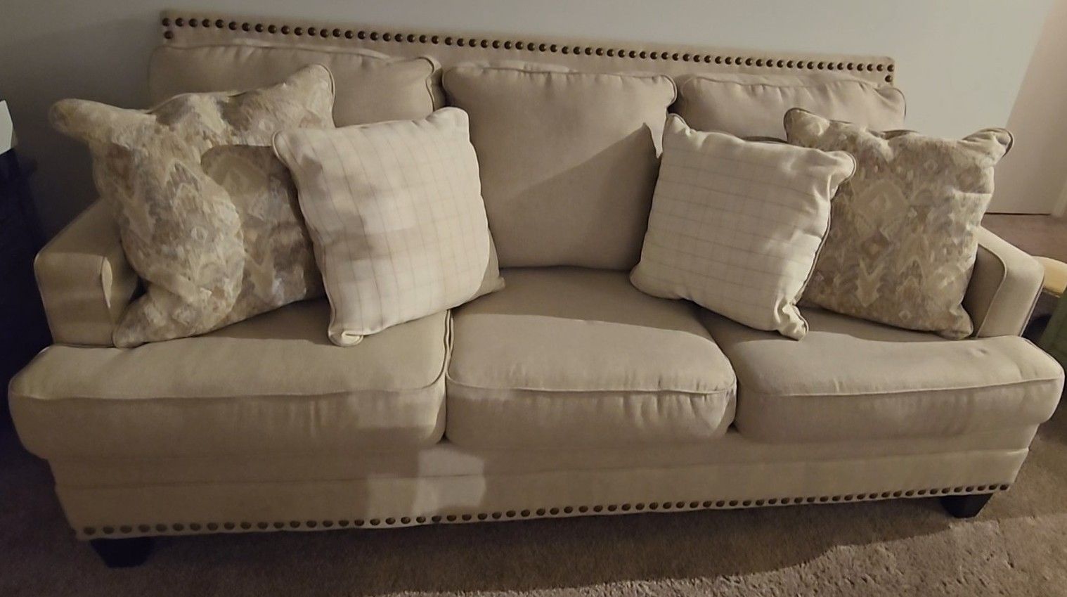 Cream Couch Set