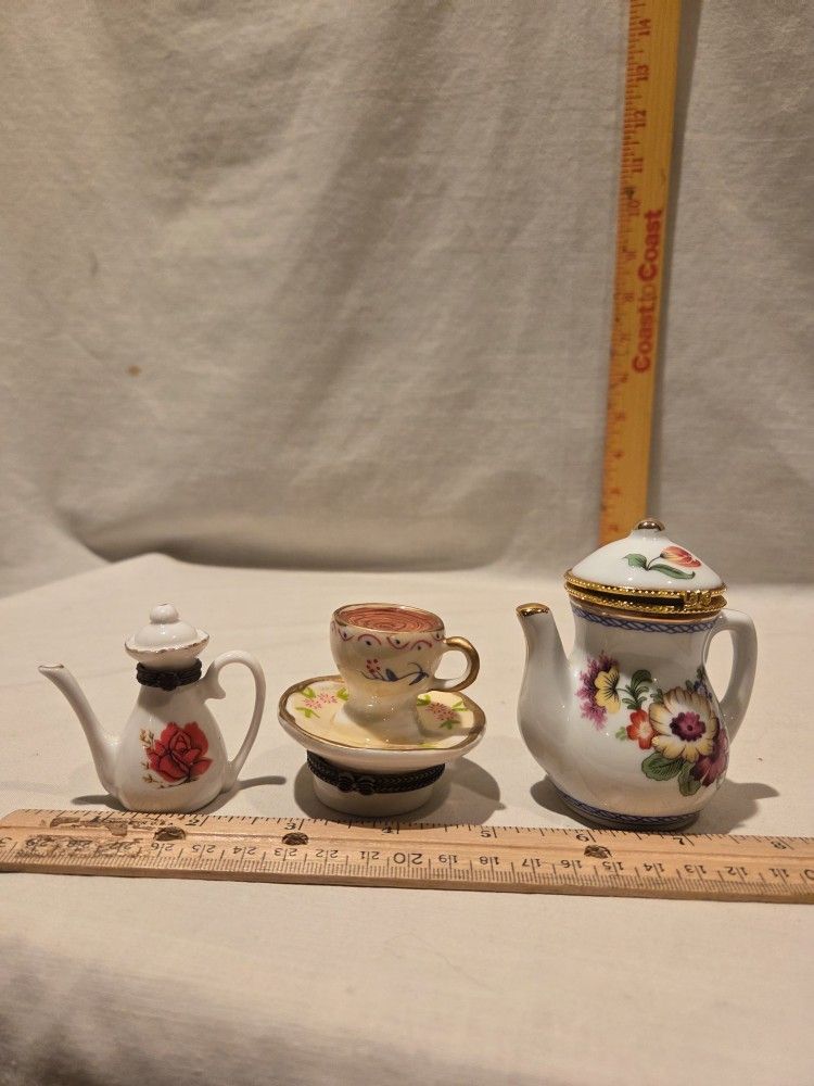 Hinged Porcelain Trinket Boxes Lot Of 3,vintage