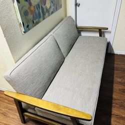 Futon Sofa Bed Nice Couch Hablo Español $150
