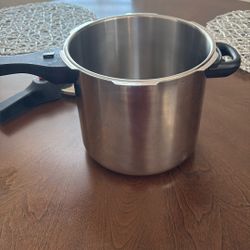 Pressure Cooker Pot Stove Top /Manttra TTK Prestige 6 QT Quart 