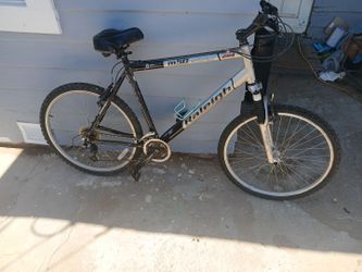 Raleigh M50 Mountain sport Bike