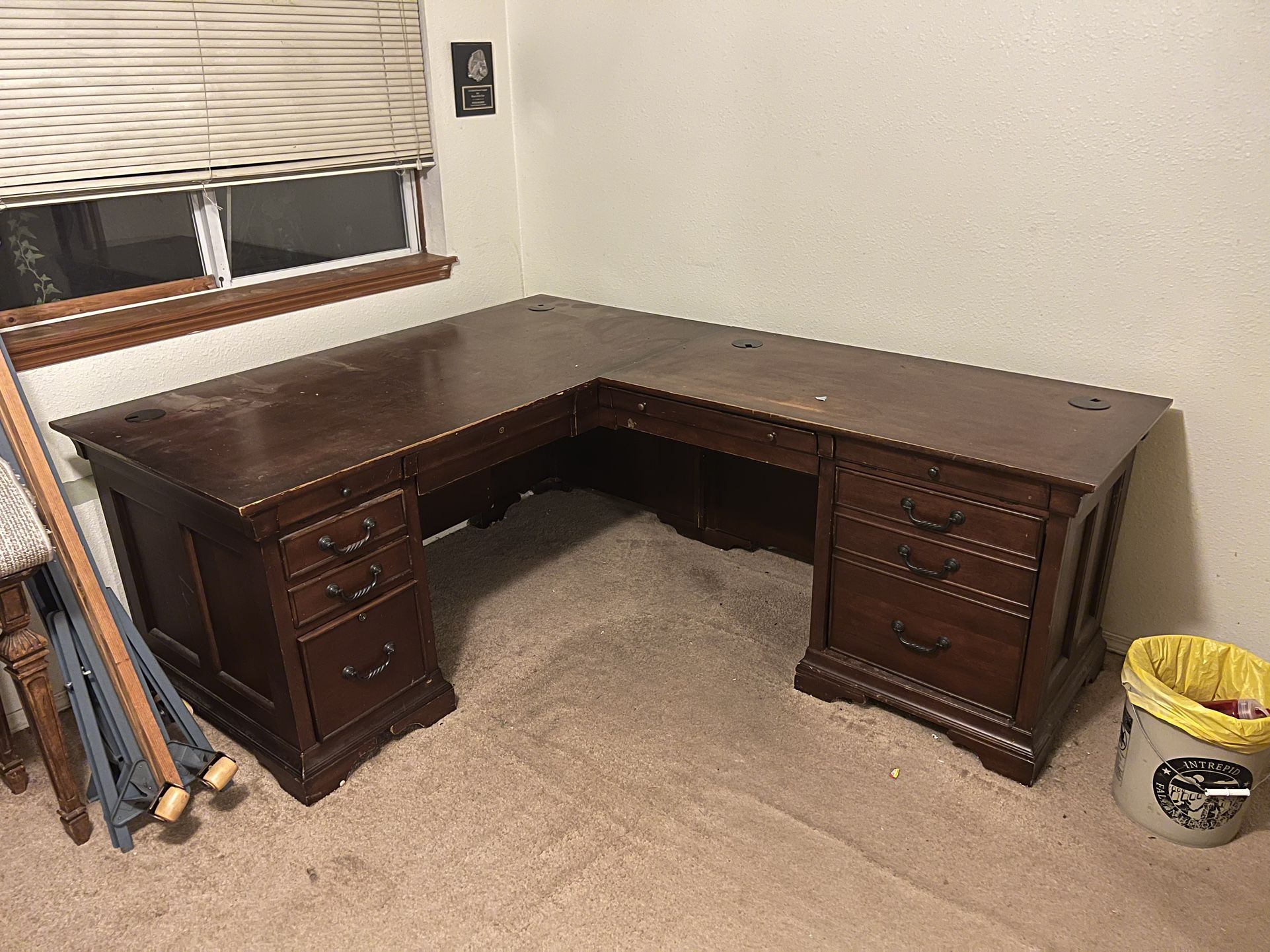 Desk