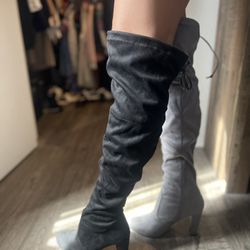 Black heel boots 