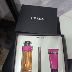 Prada
Candy Eau de Parfum Gift Set