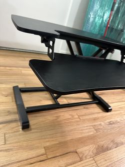 Sit/standing Desk