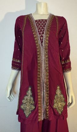 Pakistani And Indian Dress