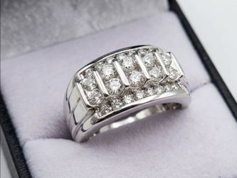 Mens solid 14k white Gold Diamond ring
