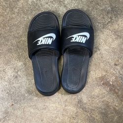 Nike Slides 