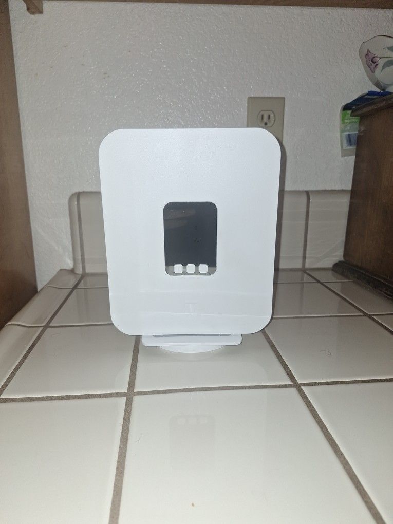 T-mobile 5G Internet Gateway White