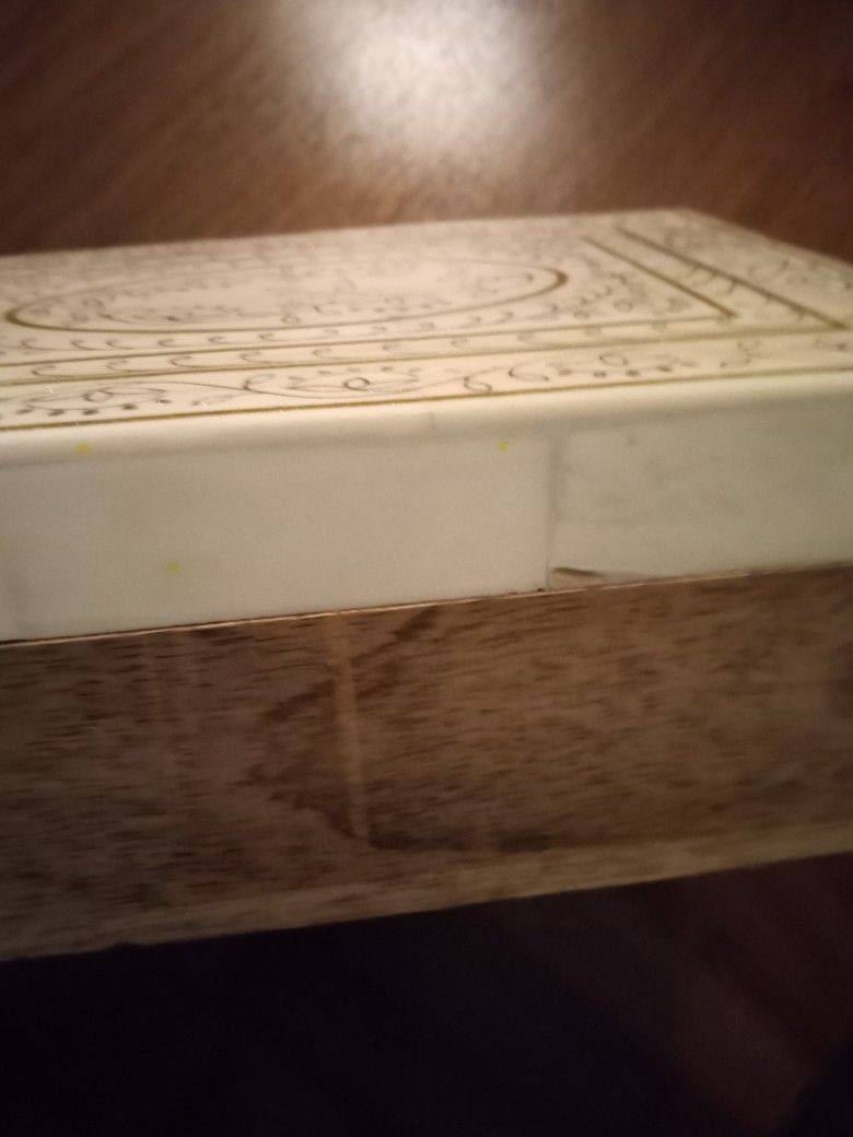 Fancy Ivory Box