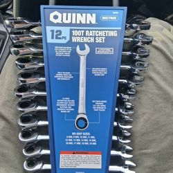 Quinn 12pc 100t Ratcheing Set 