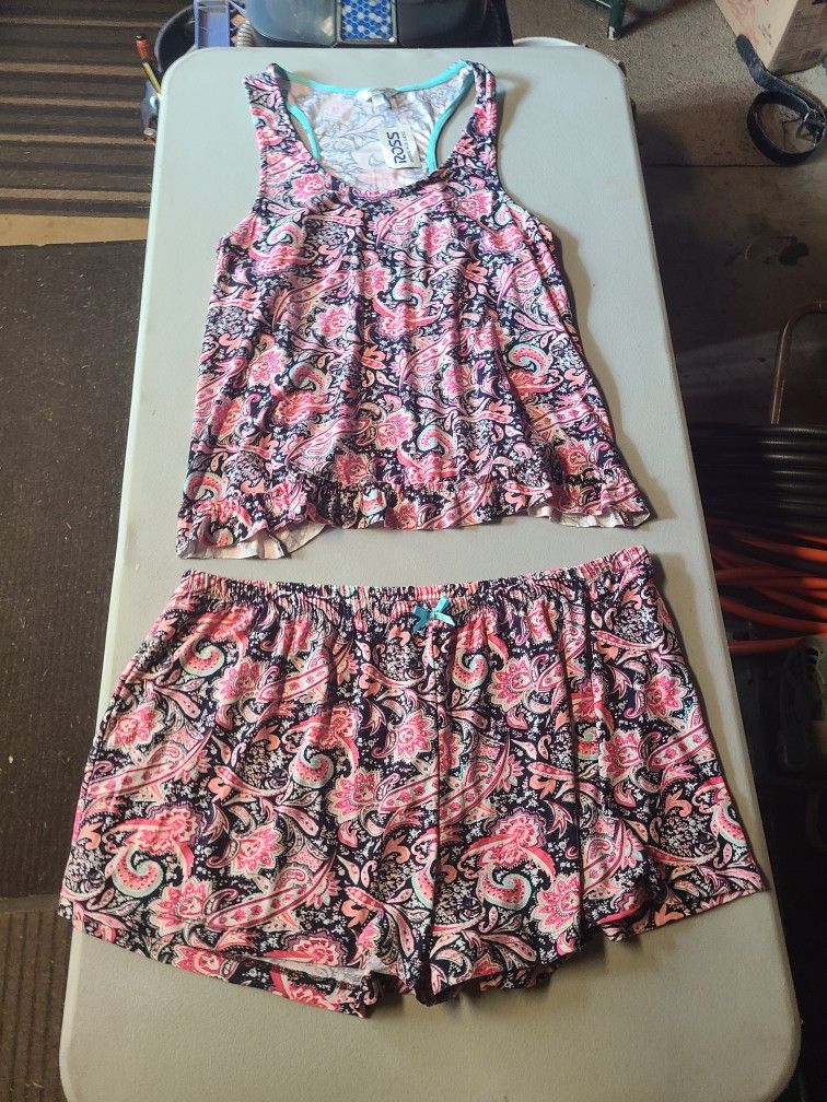 Women's Size 2x Pj Set