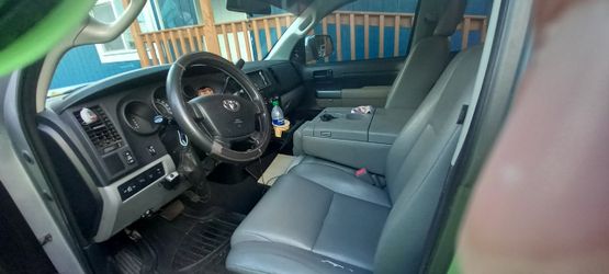 Toyota Tundra 2010