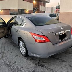 2009 Nissan Maxima