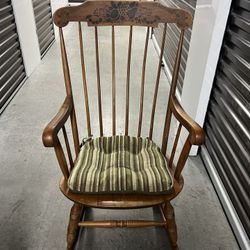 Vintage Wooden Rocking Chair – Spindle Back with Cushion