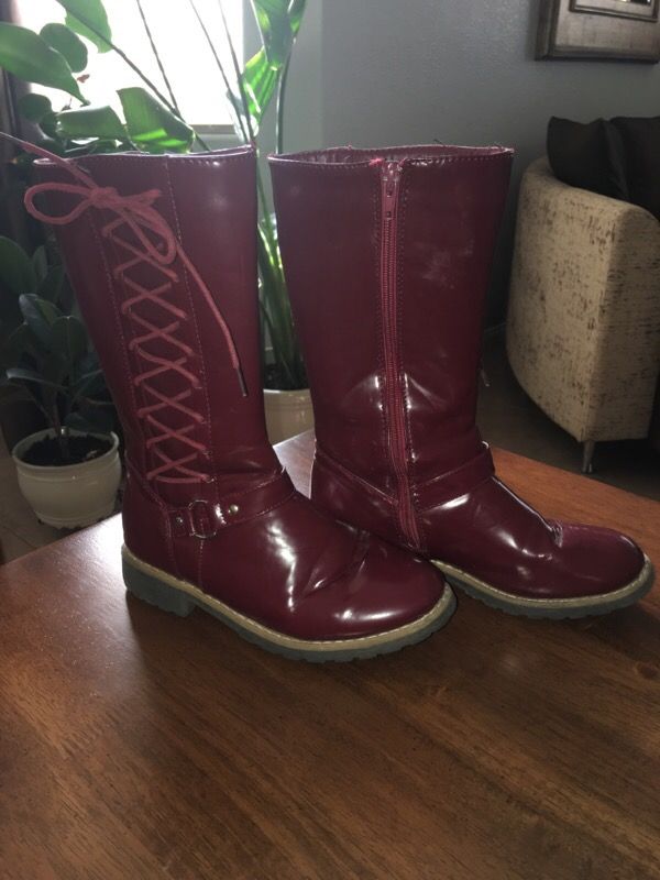 Girls boots