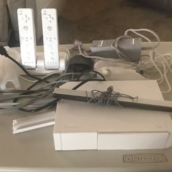 Nintendo Wii RVL 100 Complete System 