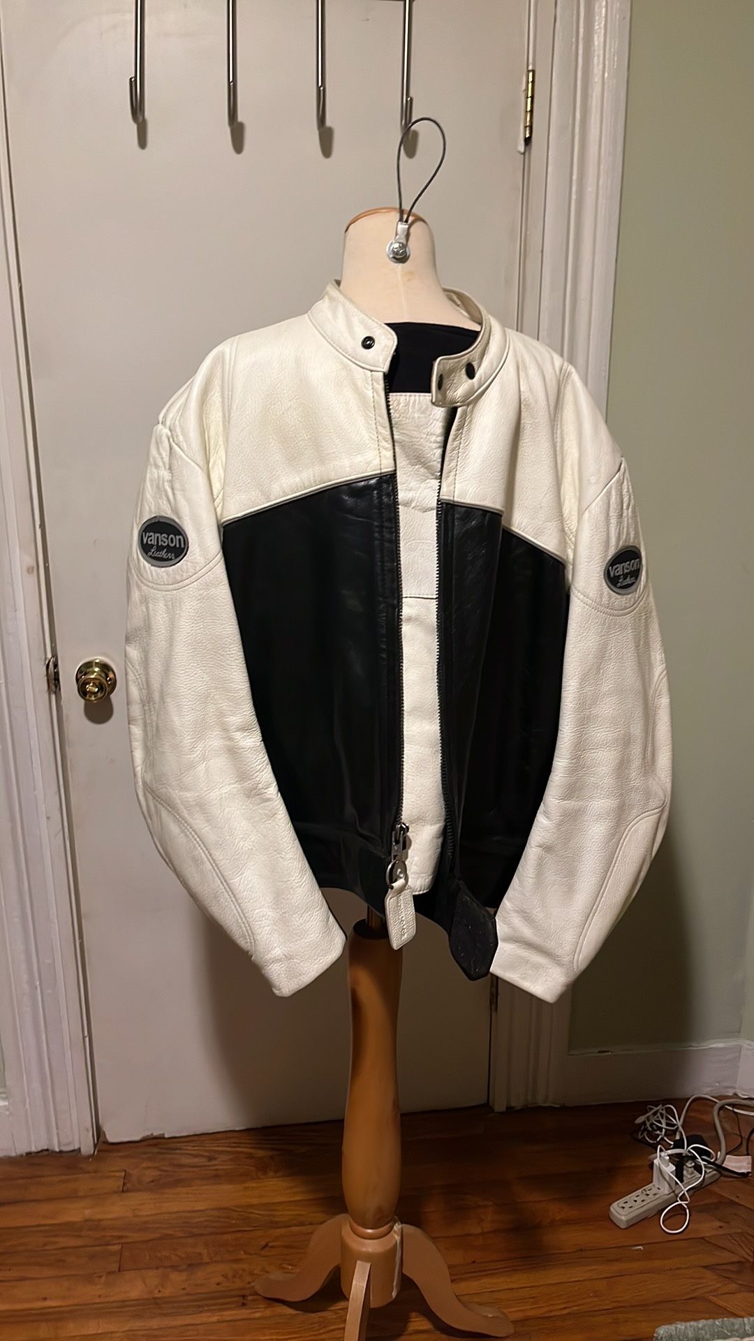 Vanson Genuine leather motorcycle jacket