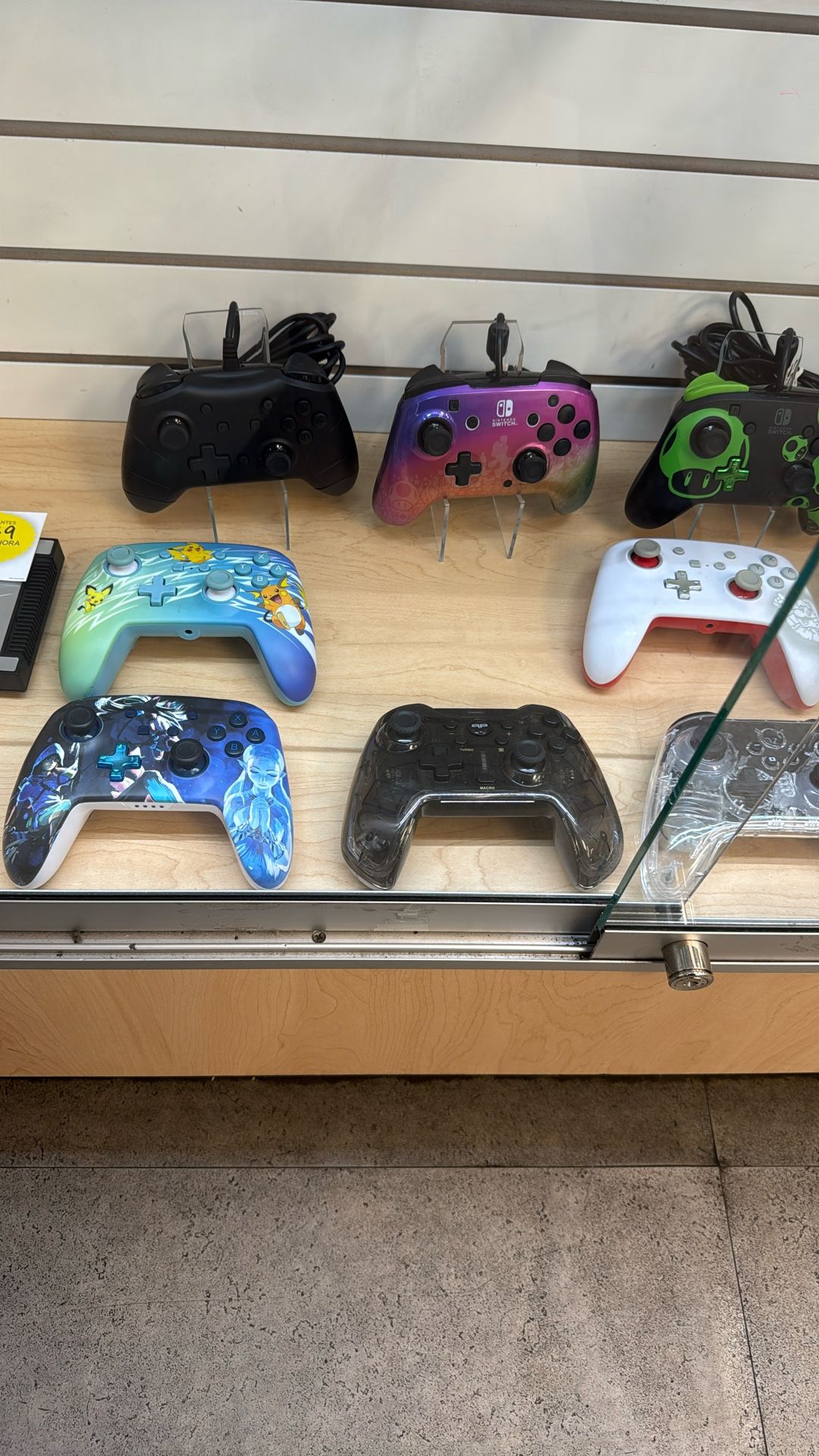 Nintendo Switch Controllers