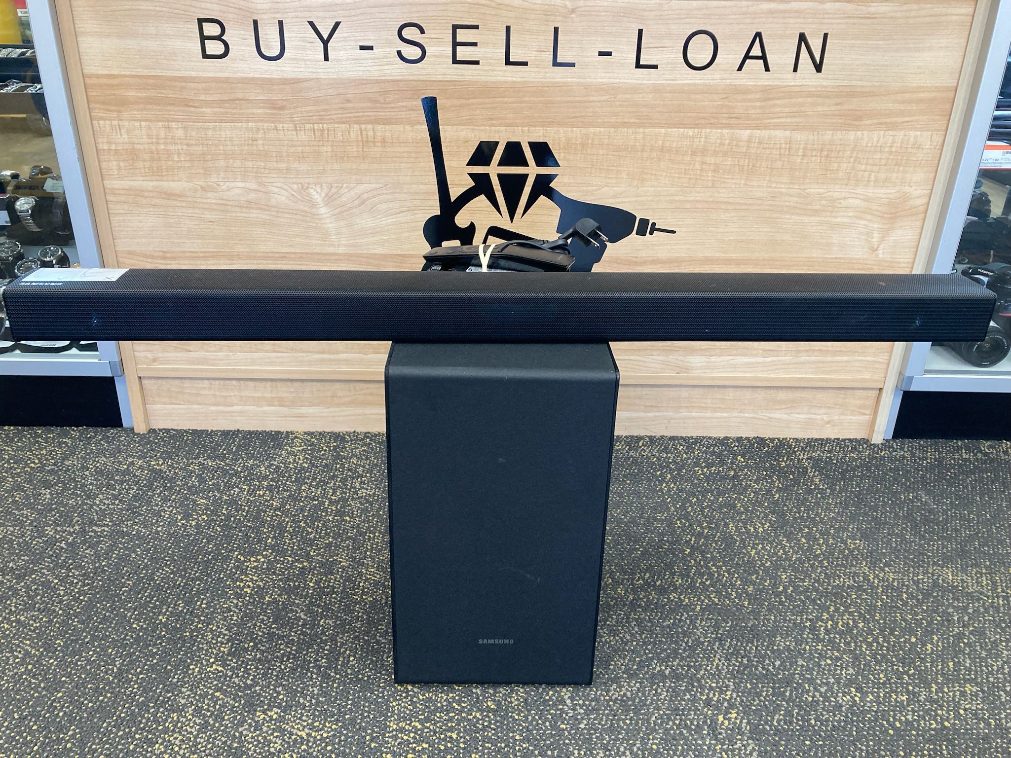 Samsung 2.1-Channel Soundbar with PS-WN20 Wireless Subwoofer and Dolby Audio/DTS 2.0 Channel - Black