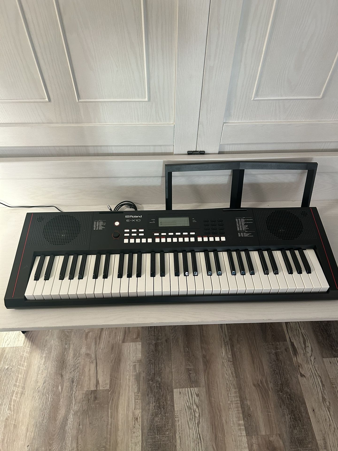Roland Keyboard With USB-C Connection - Roland E-X10
