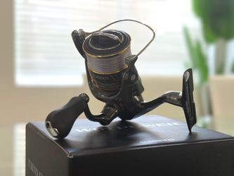 20 SHIMANO Twin Power C2000S + Extra Spool