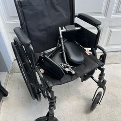 Medline Manual Wheelchair Foldable Black with Detachable Footrests
