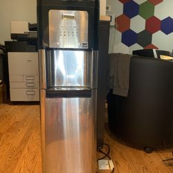 Whirlpool Stainless Steel Bottom-Load Water Cooler – Self-Cleaning