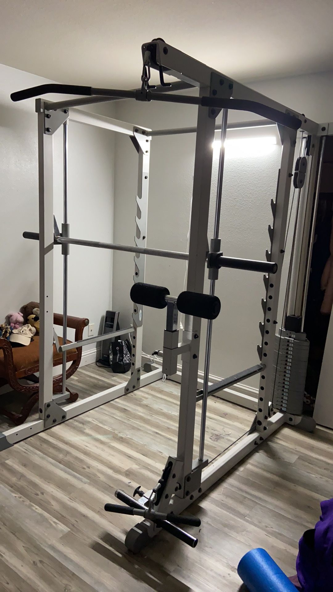 hoist smith machine with 200lb weight stack
