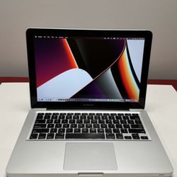 Apple MacBook Pro 13” i5 2.5GHz Intel Core HD Graphics 4000 16GB RAM 256GB SSD