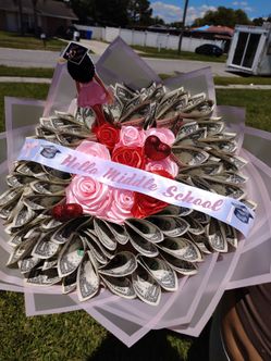 Flower/money bouquet