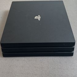 Playstation 4 Pro With Headset