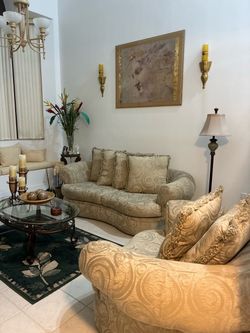 Curved Loveseat & Sofa Chair with Throw Pillows