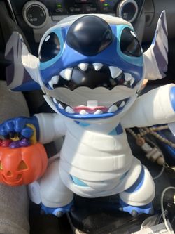 Stitch. Popcorn