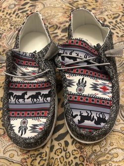 Kids slip on shoes