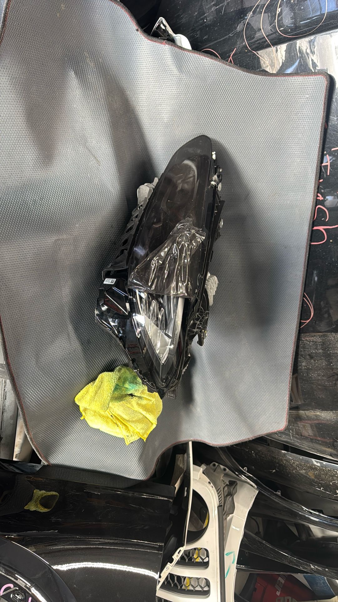 2022 2024 BMW 430i Left Headlights