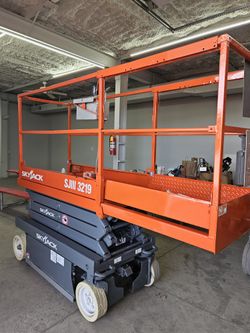 Scissor Lift Skyjack 3219